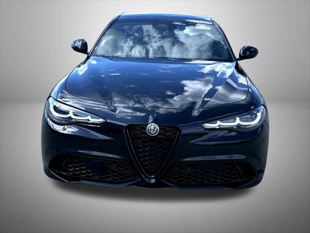2025 Alfa Romeo Giulia GIULIA INTENSA AWD