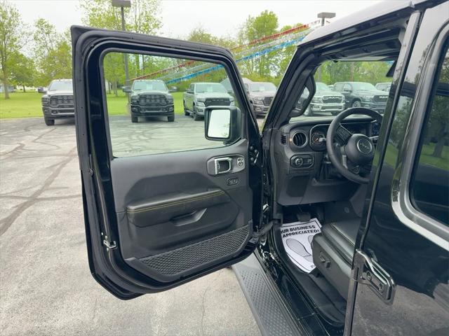 2025 Jeep Gladiator GLADIATOR HIGH TIDE 4X4