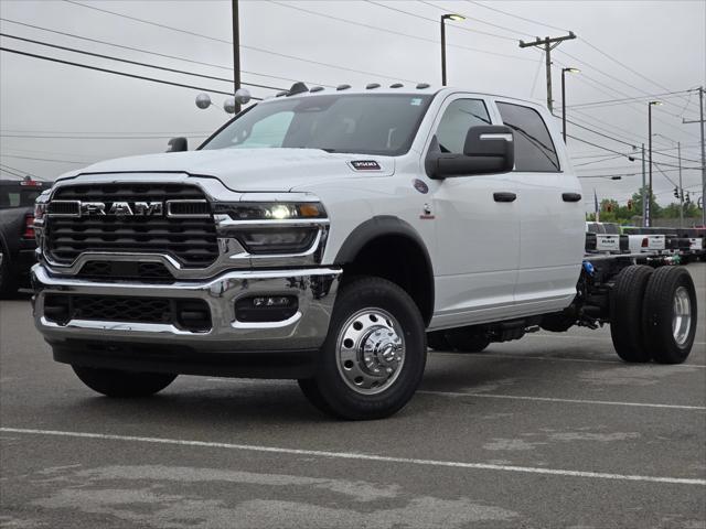 2025 RAM Ram 3500 Chassis Cab RAM 3500 TRADESMAN CREW CAB CHASSIS 4X4 60 CA
