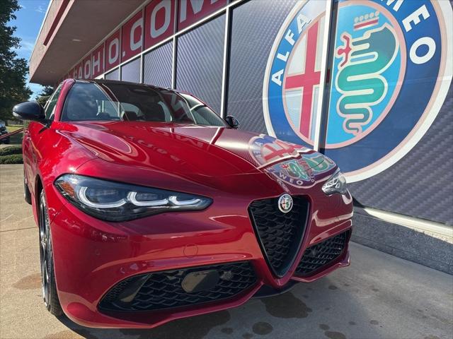 2025 Alfa Romeo Giulia GIULIA INTENSA AWD 2025 Alfa Romeo Giulia GIULIA INTENSA AWD