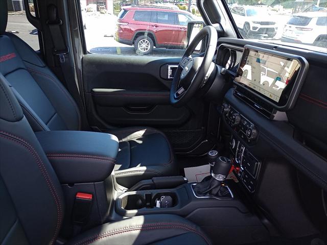 2025 Jeep Gladiator GLADIATOR RUBICON 4X4