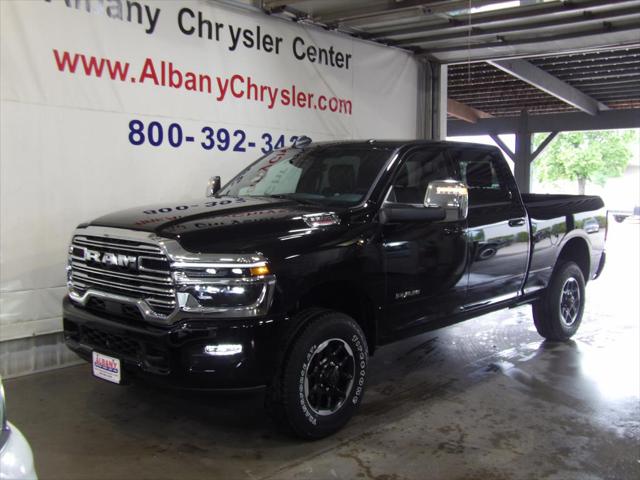 2025 RAM Ram 3500 RAM 3500 LARAMIE CREW CAB 4X4 64 BOX