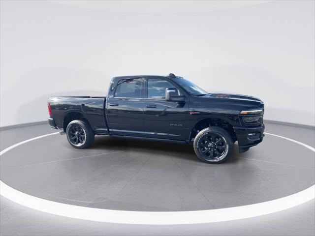 2025 RAM Ram 3500 RAM 3500 LARAMIE CREW CAB 4X4 64 BOX