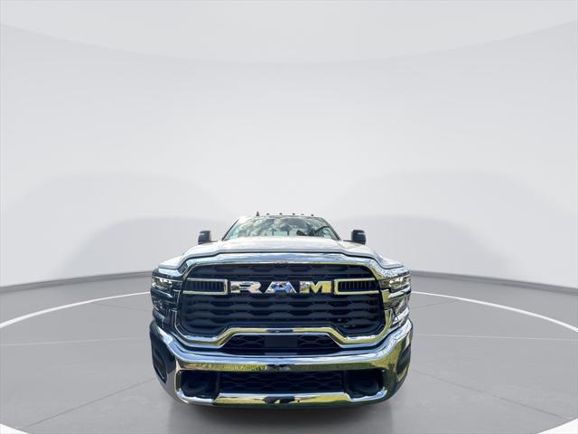 2025 RAM Ram 4500 Chassis Cab RAM 4500 TRADESMAN CHASSIS CREW CAB 4X4 60 CA 2025 RAM Ram 4500 Chassis Cab RAM 4500 TRADESMAN CHASSIS CREW CAB 4X4 60 CA