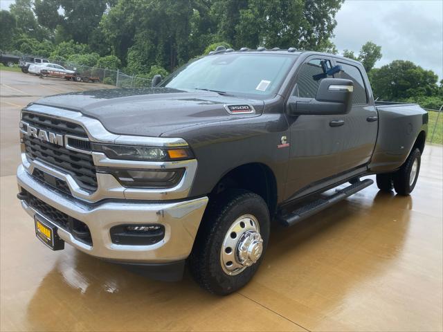 2025 RAM Ram 3500 RAM 3500 TRADESMAN CREW CAB 4X4 8 BOX