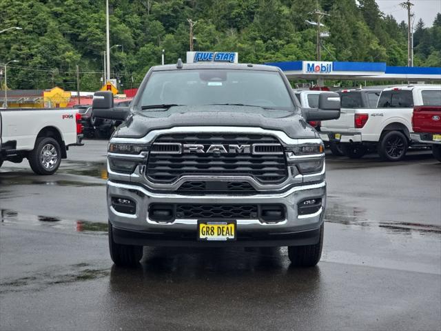 2025 RAM Ram 3500 RAM 3500 TRADESMAN CREW CAB 4X4 8 BOX
