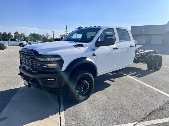 2025 RAM Ram 5500 Chassis Cab RAM 5500 TRADESMAN CHASSIS CREW CAB 4X4 84 CA