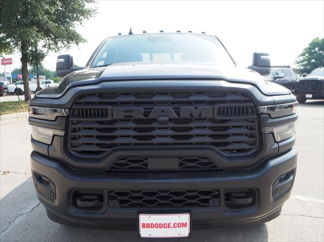 2025 RAM Ram 3500 RAM 3500 TRADESMAN CREW CAB 4X4 8 BOX