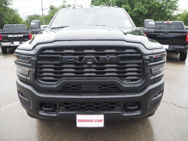 2025 RAM Ram 3500 RAM 3500 TRADESMAN CREW CAB 4X4 8 BOX