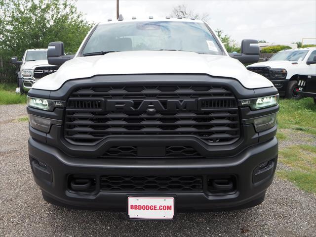 2025 RAM Ram 3500 Chassis Cab RAM 3500 TRADESMAN CREW CAB CHASSIS 4X4 60 CA