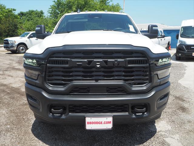 2025 RAM Ram 3500 Chassis Cab RAM 3500 TRADESMAN CREW CAB CHASSIS 4X4 60 CA