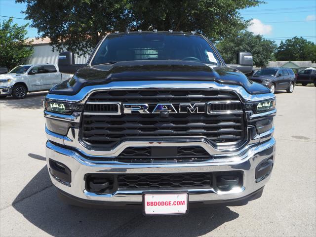 2025 RAM Ram 3500 Chassis Cab RAM 3500 TRADESMAN CREW CAB CHASSIS 4X4 60 CA