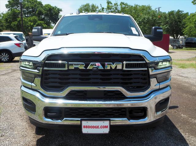2025 RAM Ram 3500 Chassis Cab RAM 3500 TRADESMAN CREW CAB CHASSIS 4X4 60 CA