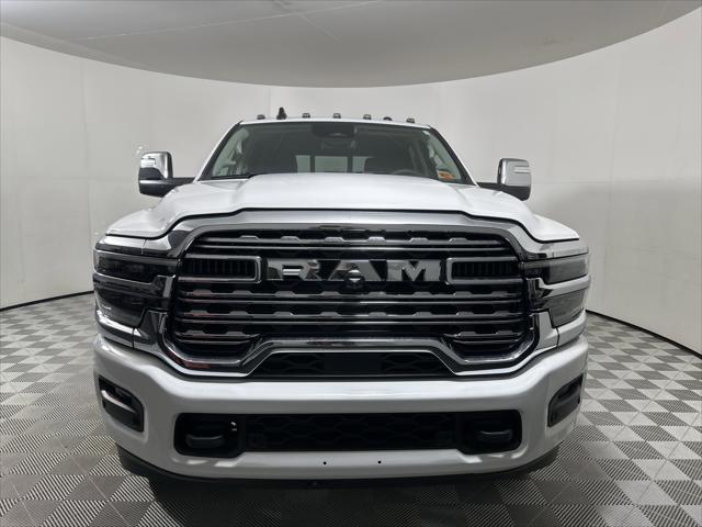 2025 RAM Ram 3500 RAM 3500 LIMITED LONGHORN CREW CAB 4X4 8 BOX 2025 RAM Ram 3500 RAM 3500 LIMITED LONGHORN CREW CAB 4X4 8 BOX