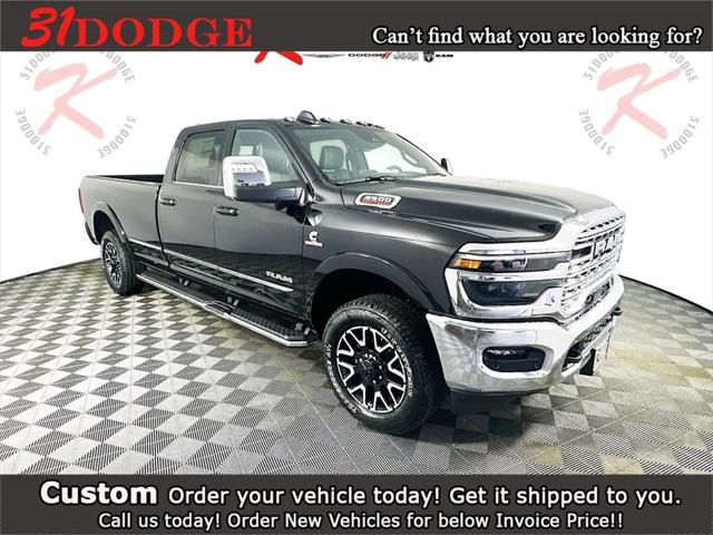 2025 RAM Ram 3500 RAM 3500 LIMITED CREW CAB 4X4 8 BOX