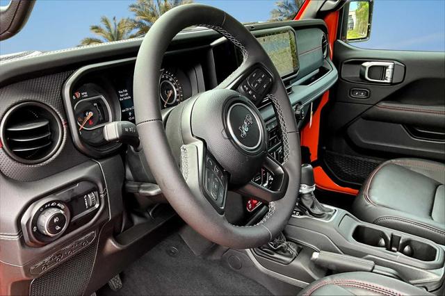 2025 Jeep Gladiator GLADIATOR RUBICON 4X4