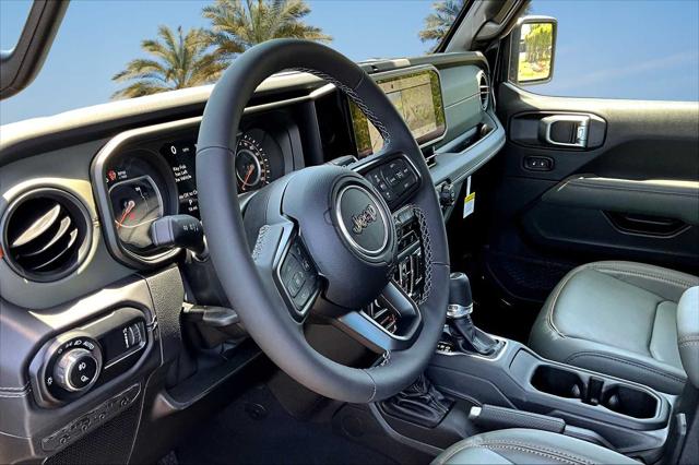 2025 Jeep Gladiator GLADIATOR MOJAVE X 4X4