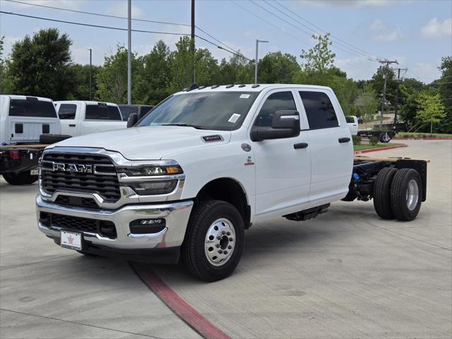 2025 RAM Ram 3500 Chassis Cab RAM 3500 TRADESMAN CREW CAB CHASSIS 4X4 60 CA
