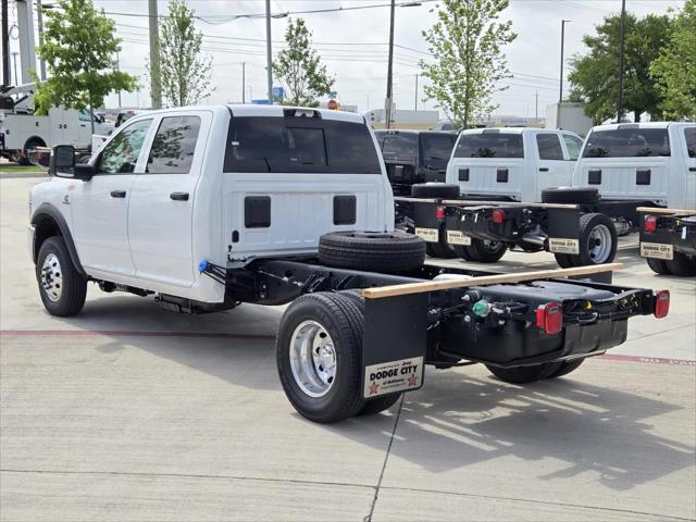 2025 RAM Ram 3500 Chassis Cab RAM 3500 TRADESMAN CREW CAB CHASSIS 4X4 60 CA