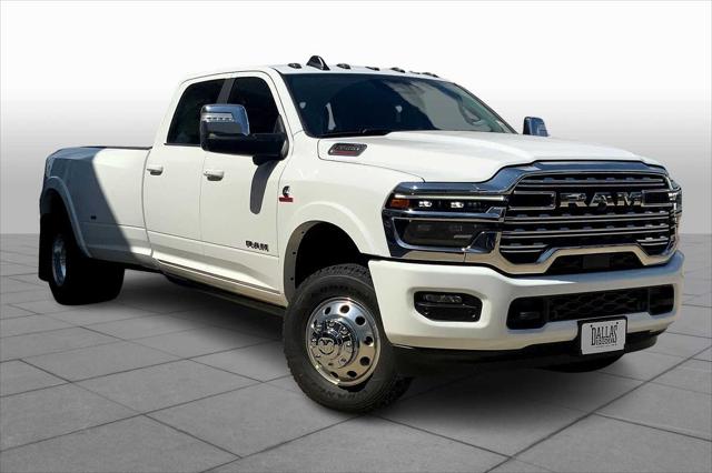 2025 RAM Ram 3500 RAM 3500 LIMITED LONGHORN CREW CAB 4X4 8 BOX