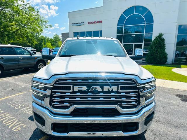 2025 RAM Ram 3500 RAM 3500 LIMITED LONGHORN CREW CAB 4X4 8 BOX