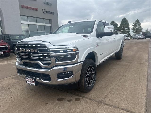 2025 RAM Ram 3500 RAM 3500 LIMITED LONGHORN CREW CAB 4X4 8 BOX 2025 RAM Ram 3500 RAM 3500 LIMITED LONGHORN CREW CAB 4X4 8 BOX