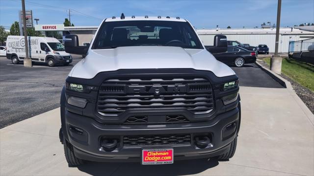 2025 RAM Ram 4500 Chassis Cab RAM 4500 TRADESMAN CHASSIS CREW CAB 4X4 84 CA