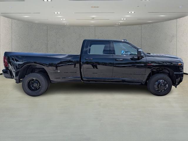 2025 RAM Ram 3500 RAM 3500 LARAMIE CREW CAB 4X4 8 BOX
