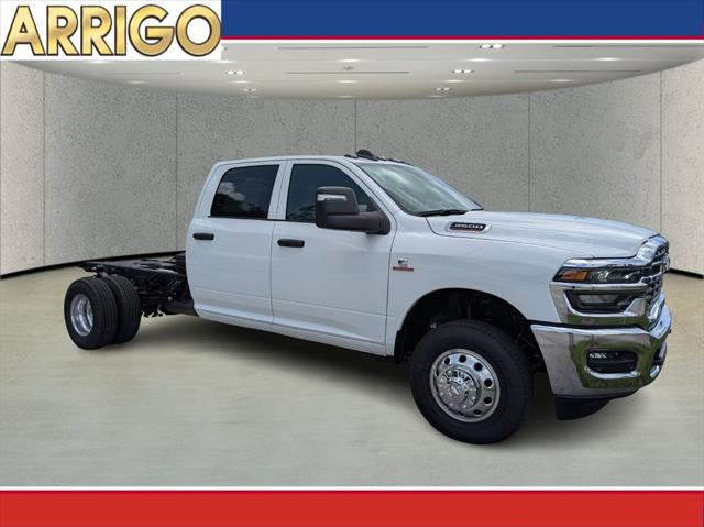 2025 RAM Ram 3500 Chassis Cab RAM 3500 TRADESMAN CREW CAB CHASSIS 4X4 60 CA