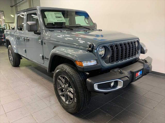 2025 Jeep Gladiator GLADIATOR SPORT S 4X4