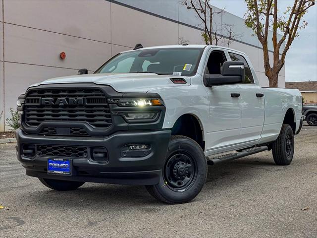 2025 RAM Ram 2500 RAM 2500 TRADESMAN CREW CAB 4X4 8 BOX
