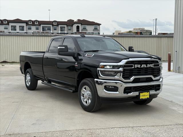 2025 RAM Ram 3500 RAM 3500 TRADESMAN CREW CAB 4X4 8 BOX