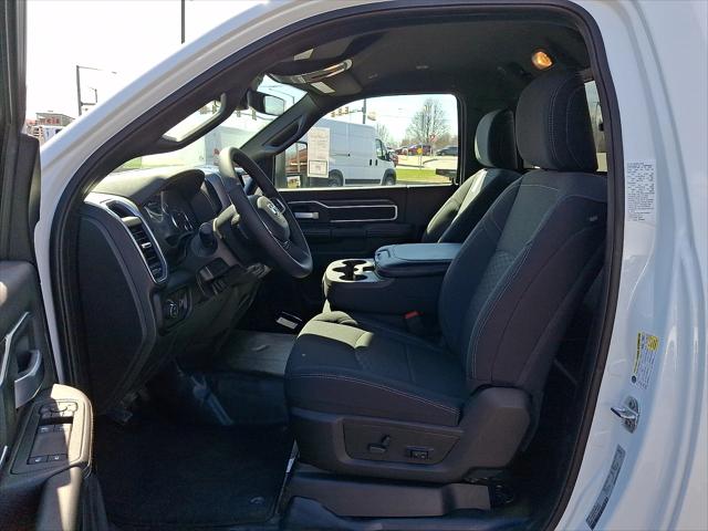 2025 Ram 3500 Big Horn Regular Cab 4x4 8' Box