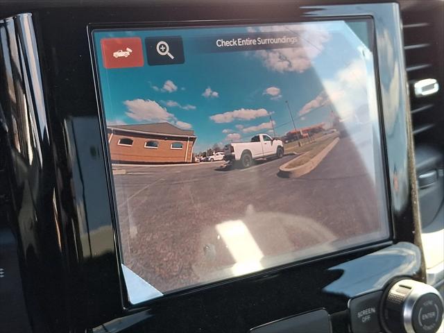 2025 Ram 3500 Big Horn Regular Cab 4x4 8' Box
