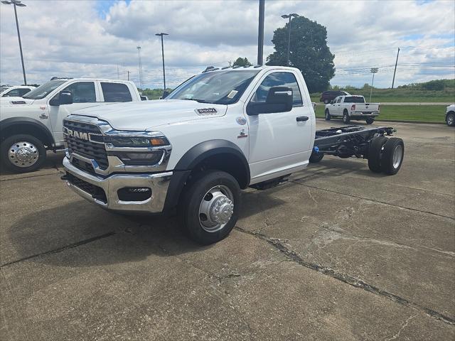 2025 RAM Ram 5500 Chassis Cab RAM 5500 TRADESMAN CHASSIS REGULAR CAB 4X2 120 CA