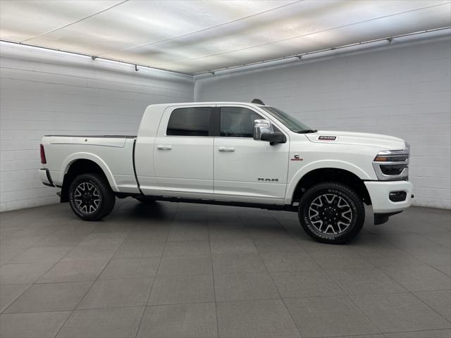 2025 RAM Ram 2500 RAM 2500 LIMITED LONGHORN MEGA CAB 4X4 64 BOX