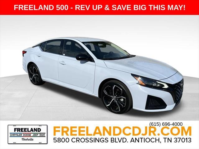 2023 Nissan Altima SR FWD