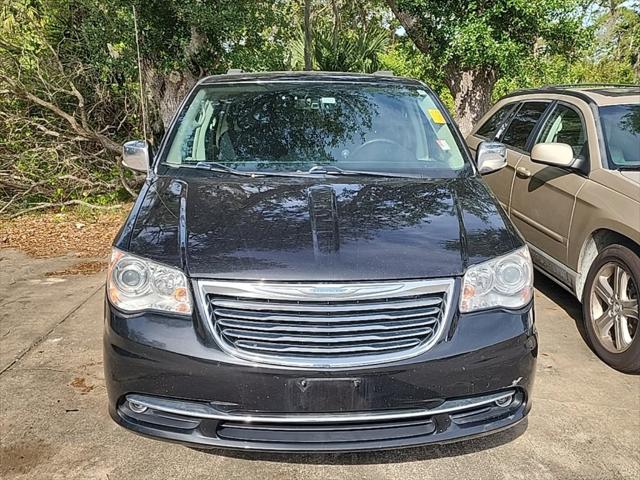 2015 Chrysler Town and Country Limited Platinum
