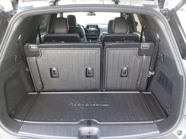 2025 Nissan Pathfinder SV 4WD