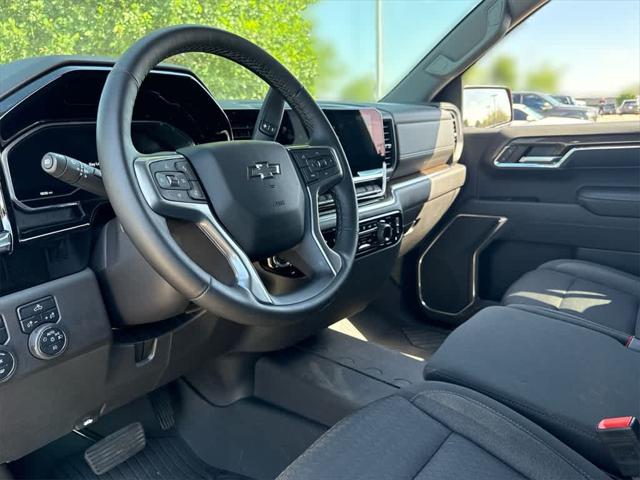 2024 Chevrolet Silverado 1500 4WD Crew Cab Short Bed LT Trail Boss