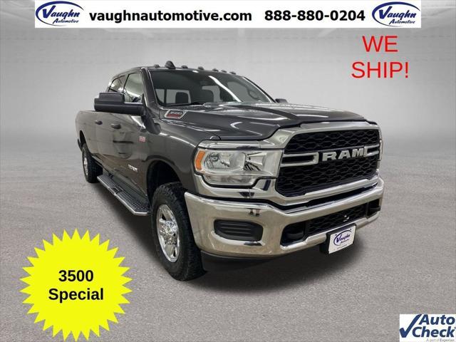 2022 RAM 3500 Tradesman Crew Cab 4x4 8 Box