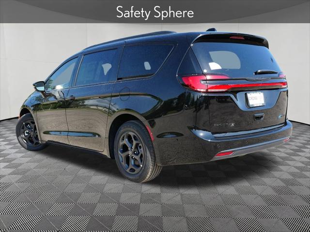 2025 Chrysler Pacifica Hybrid PACIFICA PLUG-IN HYBRID S APPEARANCE