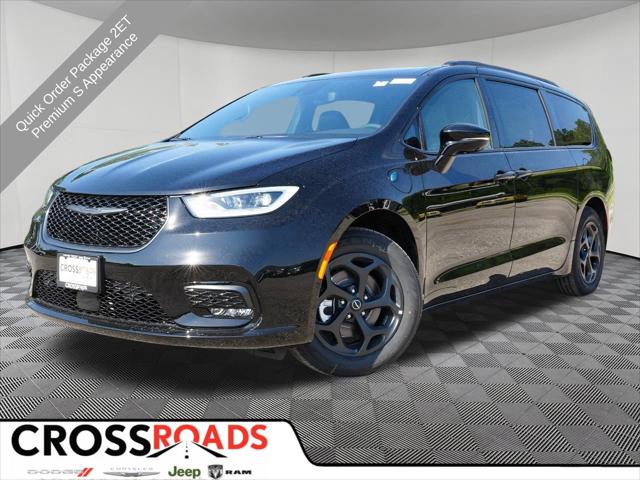 2025 Chrysler Pacifica Hybrid PACIFICA PLUG-IN HYBRID S APPEARANCE