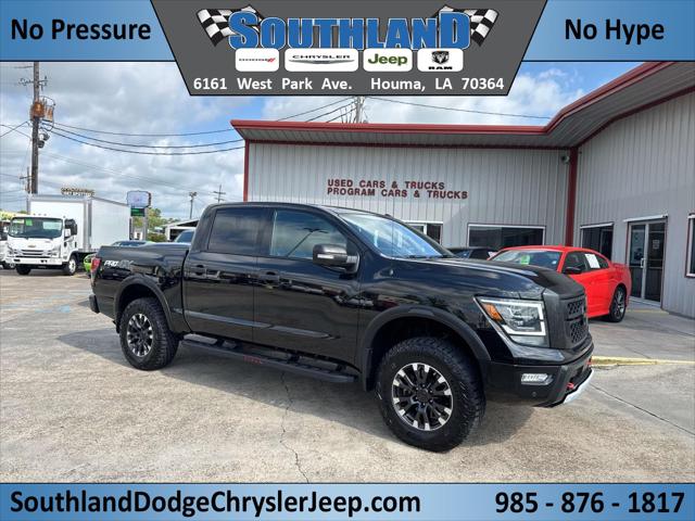 2020 Nissan TITAN Crew Cab PRO-4X 4x4