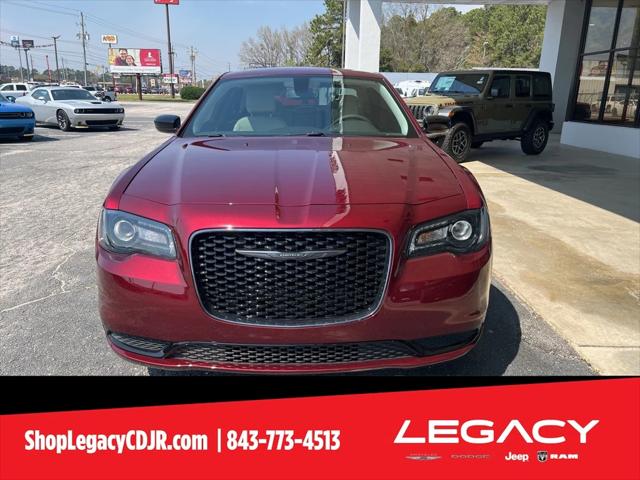 2023 Chrysler 300 Touring
