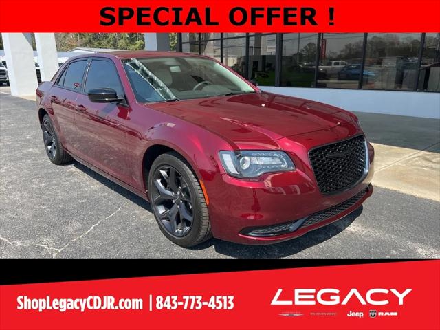 2023 Chrysler 300 Touring