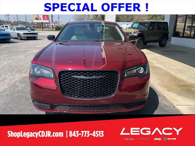 2023 Chrysler 300 Touring