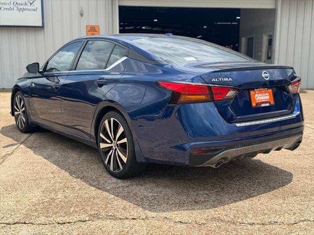 2022 Nissan Altima SR FWD