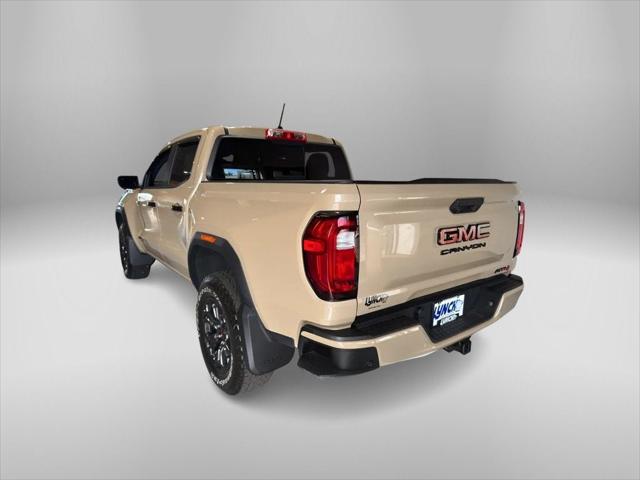 2023 GMC Canyon 4WD Crew Cab Short Box AT4