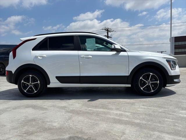 2024 Kia Niro EX